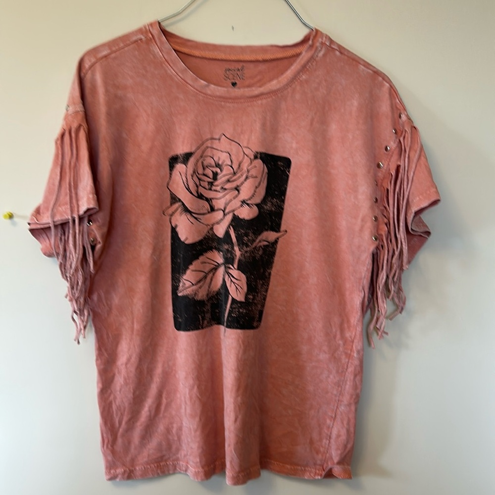 SOCIAL SCENE 100 % cotton Tshirt with fringe and print making it unique …